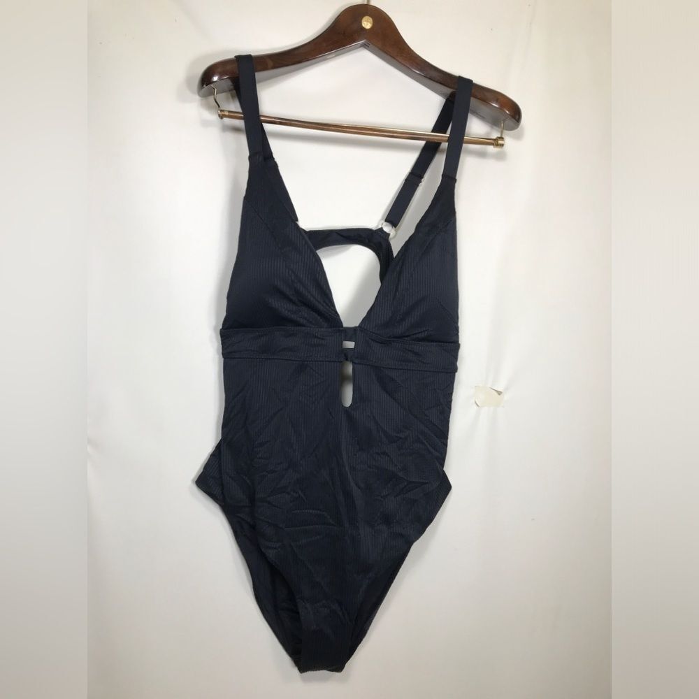 YMI Women's Black Open Back One Piece swimsuit Size 3xl